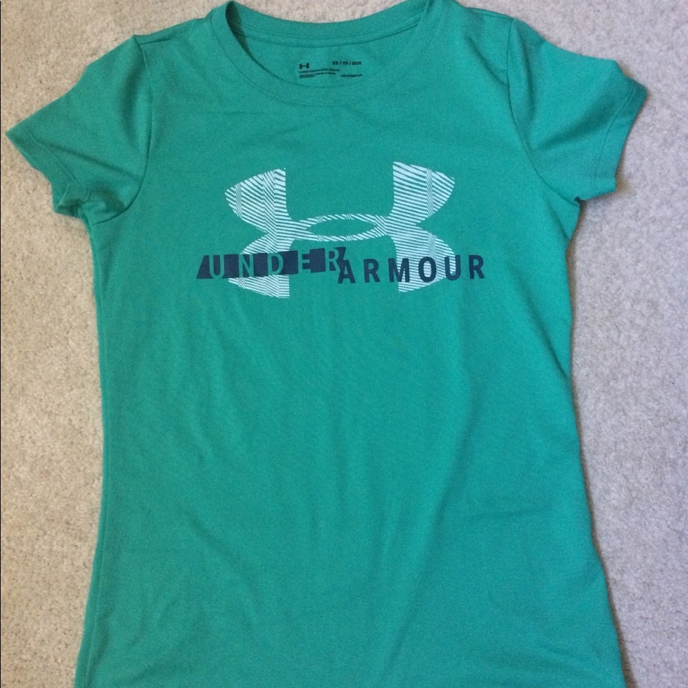 Women’s teal XS under armour shirt